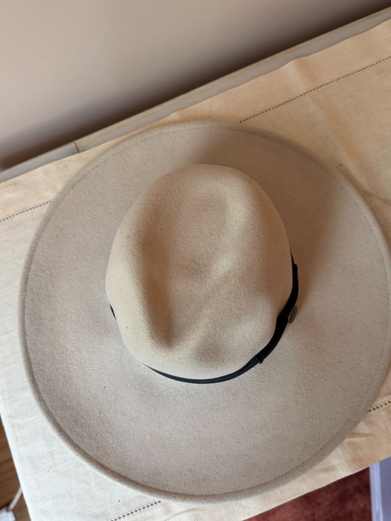 Goorin Bros. White Wool Fedora with black Ribbon Size Small main image 4